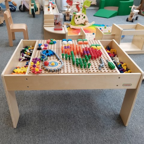 MASTERKIDZ Drewniany Stół Edukacyjny + AKCESORIA STEM WALL MASTERKIDZ Drewniany Stół Edukacyjny + AKCESORIA STEM WALL