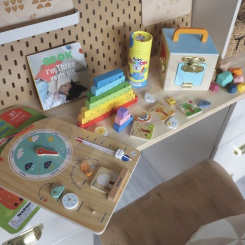Tooky Toy Edukacyjne Pudełko Montessori Układanka Liczydło Tablica Pogody 6w1 od 3 Lat Tooky Toy Edukacyjne Pudełko Montessori Układanka Liczydło Tablica Pogody 6w1 od 3 Lat